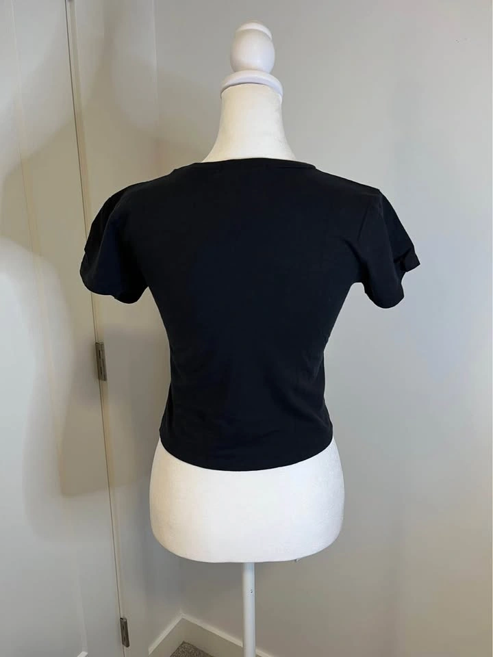 FOREVER 21 Black Gold Star Tee-Shirt - photo 4