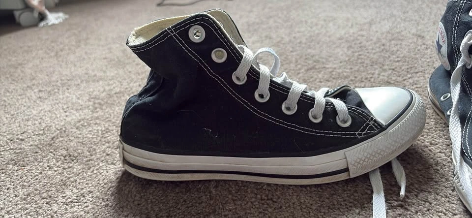 Converse Shoes - photo 3