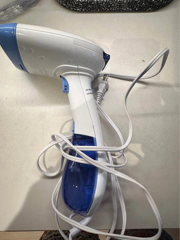 Conair Handheld Fabric Steamer - photo 2