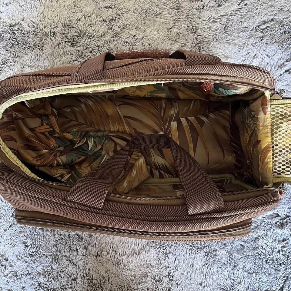Tommy Bahama Brown Overnight/Carry-on Bag - photo 5