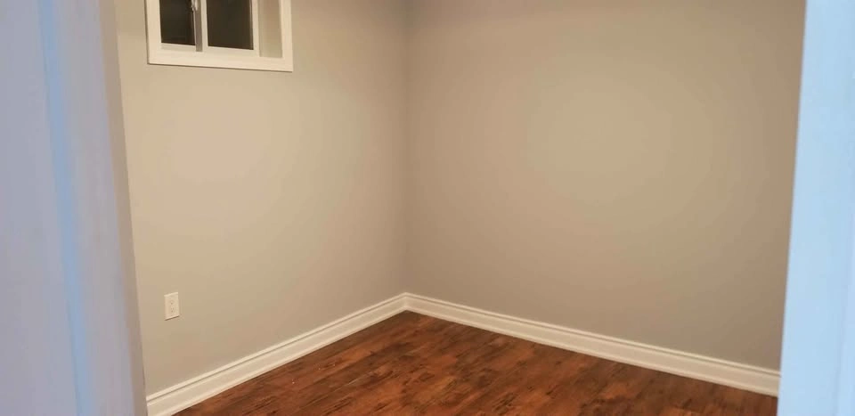 2 Beds 1 Bath - Apartment - photo 2