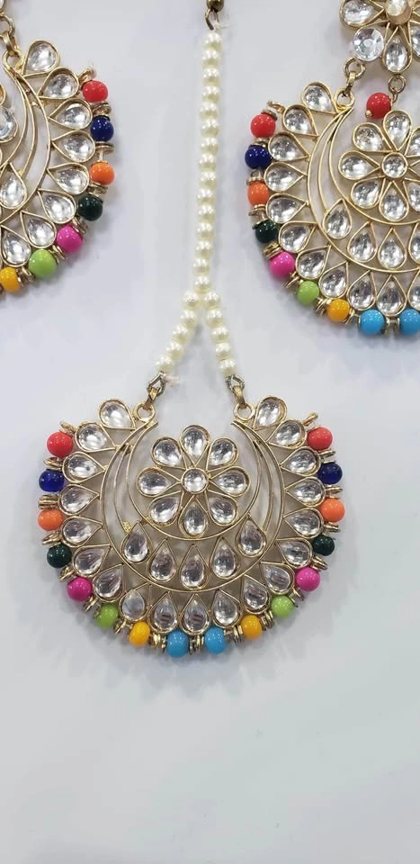 Punjabi Multicolor Jaggo Earrings & Tikka Set - photo 3