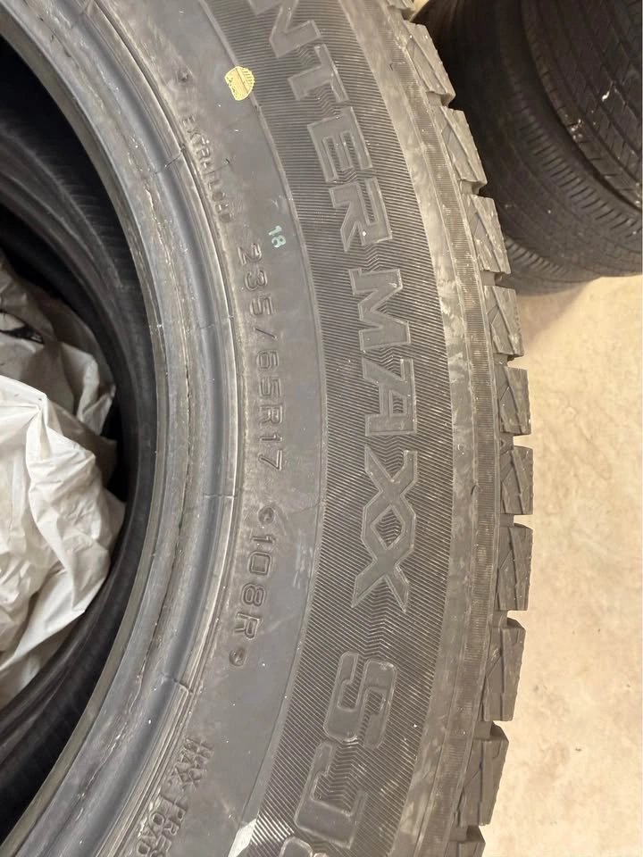 Dunlop Winter Maxx SJ8 Tires 235/65R17 4 tires - photo 5