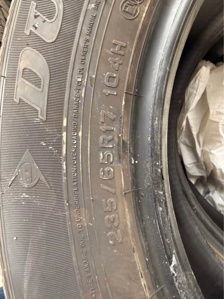 Dunlop Grandtrek PT21 Tires 235/65R17 - photo 5