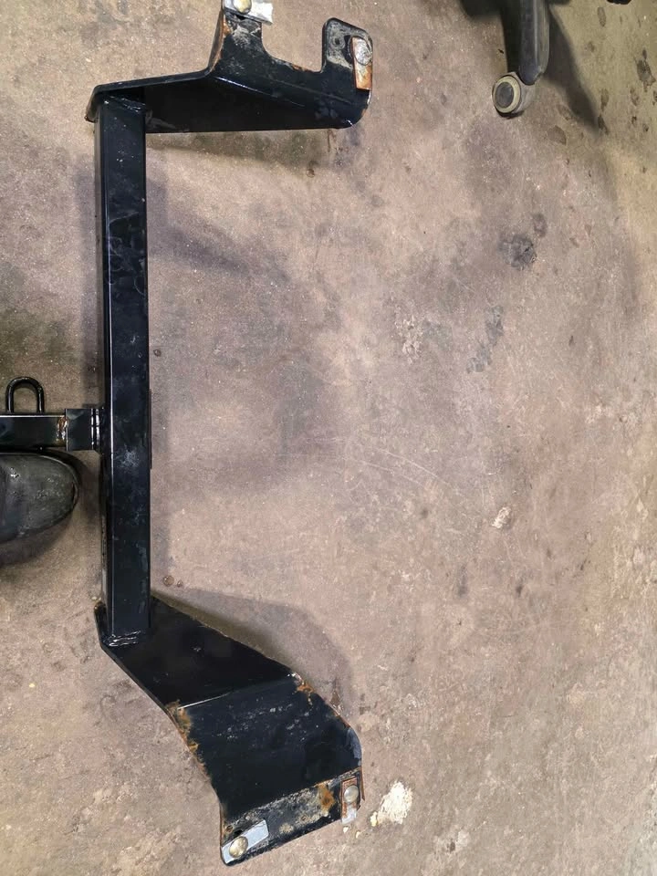 Curt Trailer Hitch for 2019 Nissan Kicks - photo 2