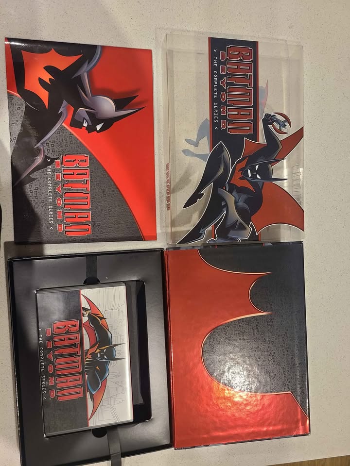 Batman beyond complete collection DVD - photo 2
