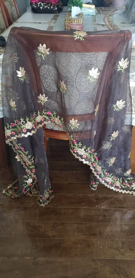 Brown Organza Dupatta with Gota Patti Work - photo 3