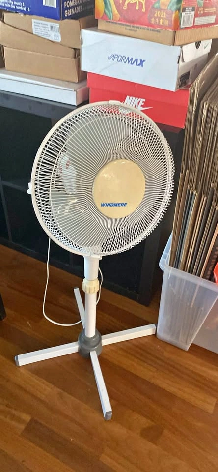 Windmere KG-12 Pedestal Fan