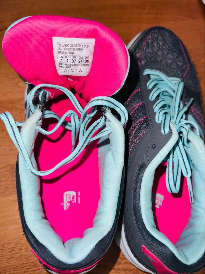 Women’s US 4 Skechers Go Walk Flash Shoes SN 13960 - photo 5