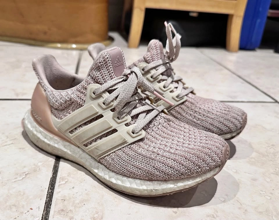 Adidas Ultra Boost Size 5