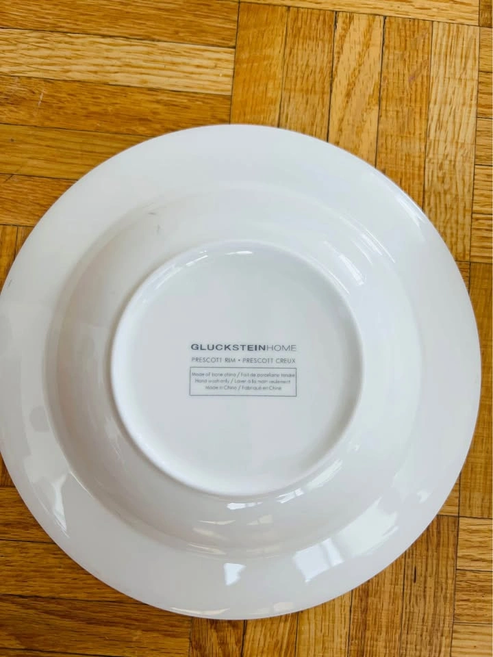 Set of 10 Bone China Plates – GLUCKSTEINHOME Prescott - photo 2