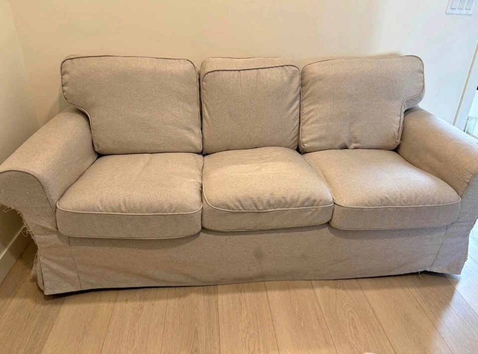 Couch (delivery)