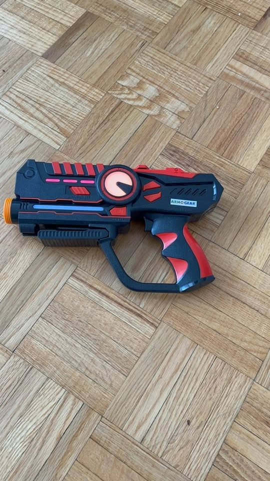 Laser Battle Set – 2 Guns & 3 Vests, Night Vision - photo 4
