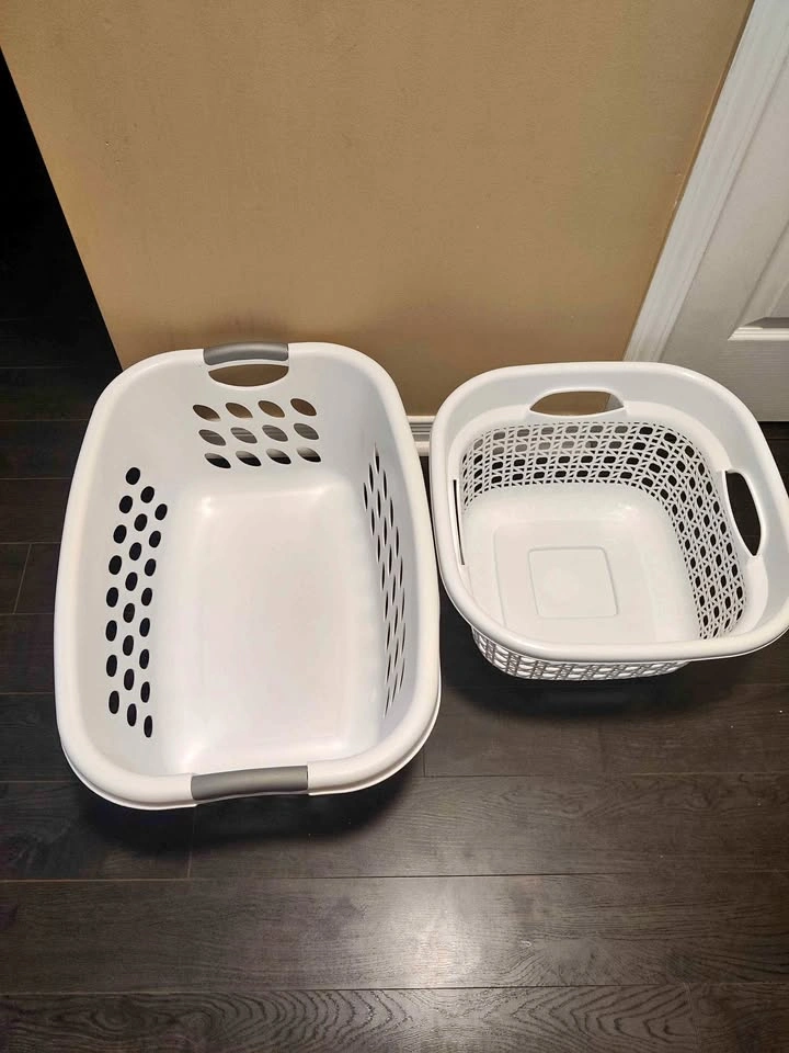 Two used good condition laundry baskets