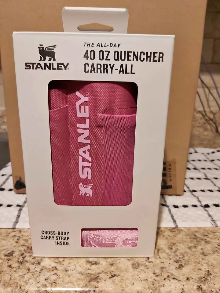 Stanley - The All Day 40oz Quencher Carry-All w/ Strap thumbnail