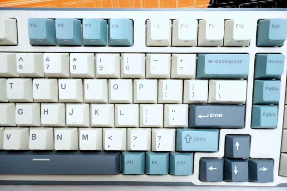 New ROYAL KLUDGE S98 Wireless Mechanical Keyboard w/ Display - photo 4