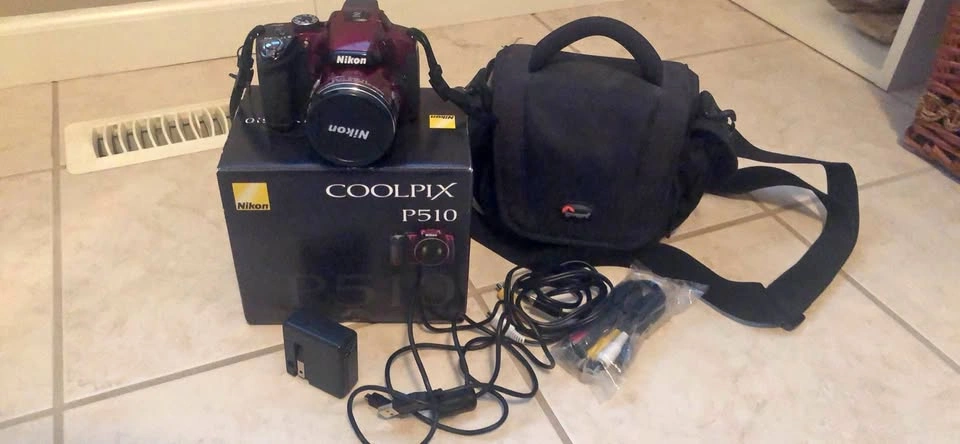 Nikon Coolpix P510 Camera with Box and Bag