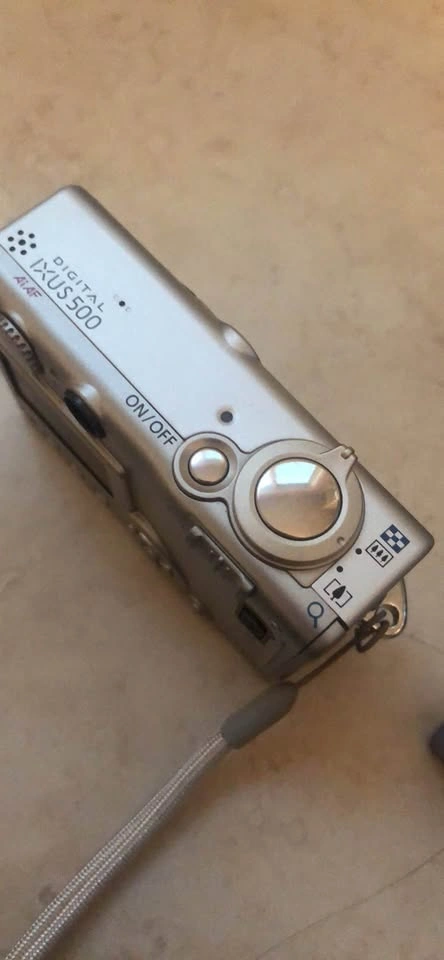 Canon Digital IXUS 500 digital camera - photo 5
