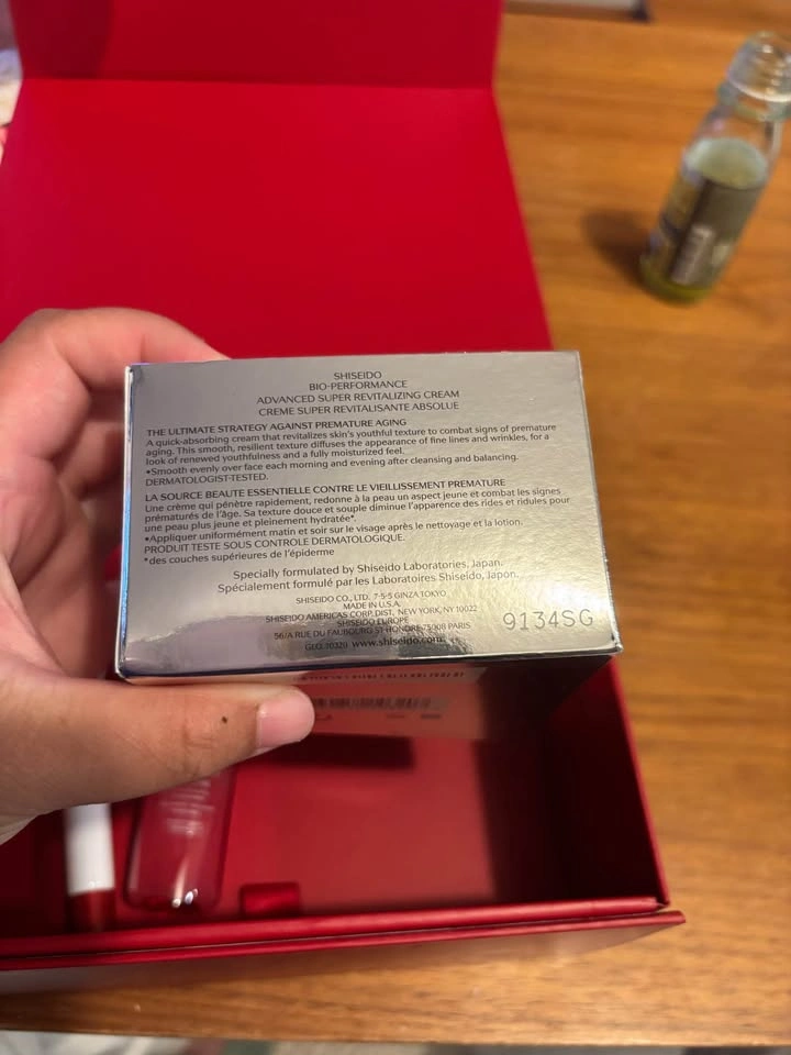 New Shiseido Face Cream Set (50ml Cream + 10ml Serum + 5ml Eye S - photo 4
