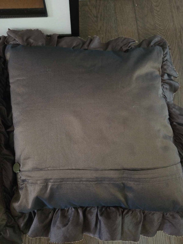Designer Decor Set: Abstract Art & Pier 1 Pillows - photo 4
