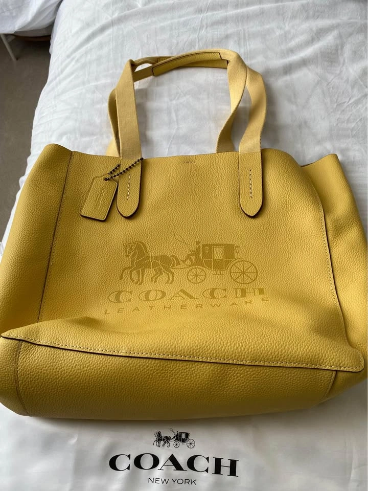 Coach Leather Tote (yellow) - photo 2