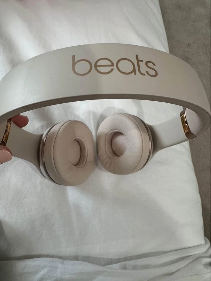 Beats Headphones - photo 4