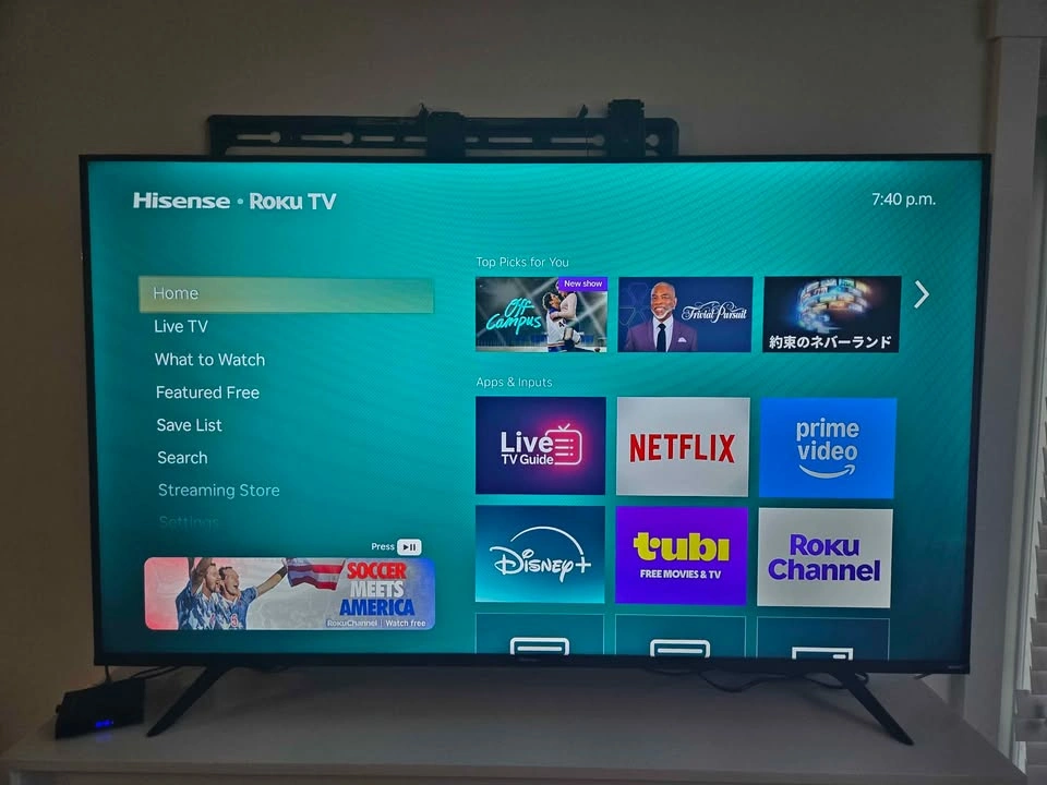 Hisense 58" Roku TV - photo 2