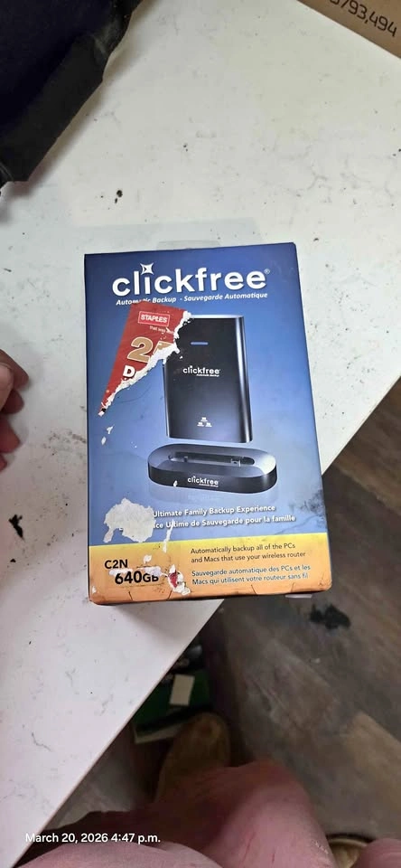 ClickFree 640GB Auto Backup Device