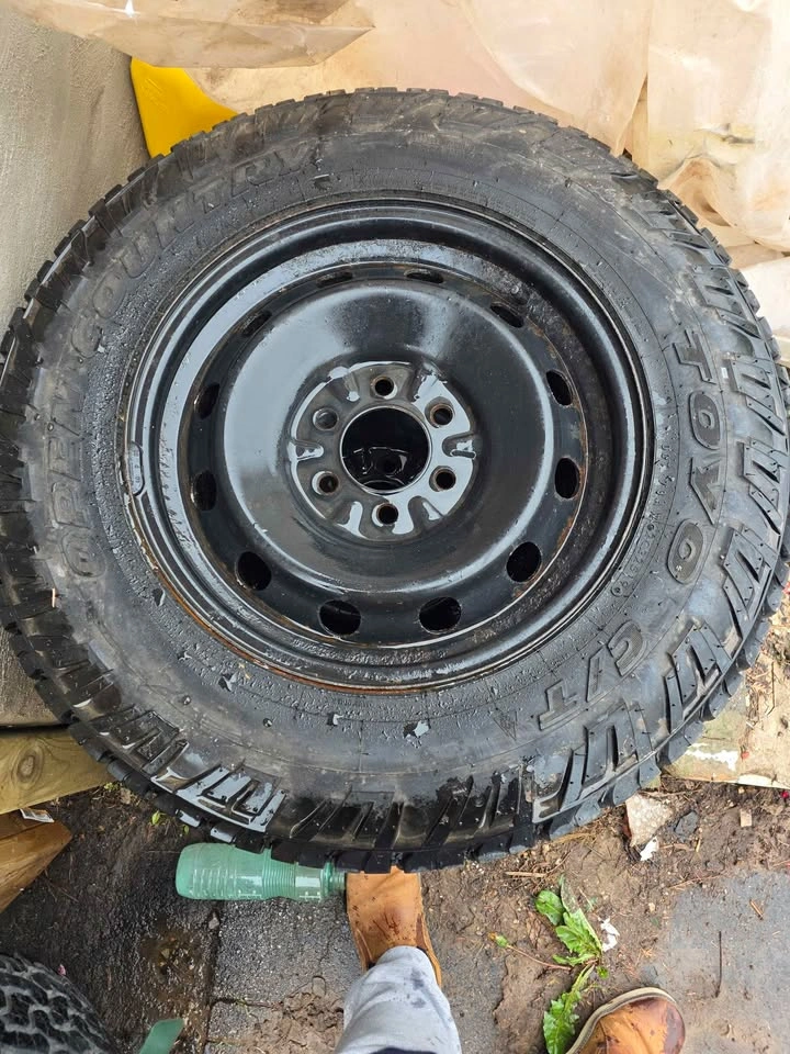 F-150 LT245/70R17 Tires & Steel Rims - 2 Toyos + 2 KO2s - photo 4