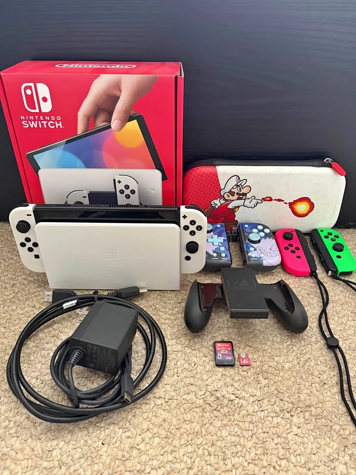 Nintendo Switch OLED