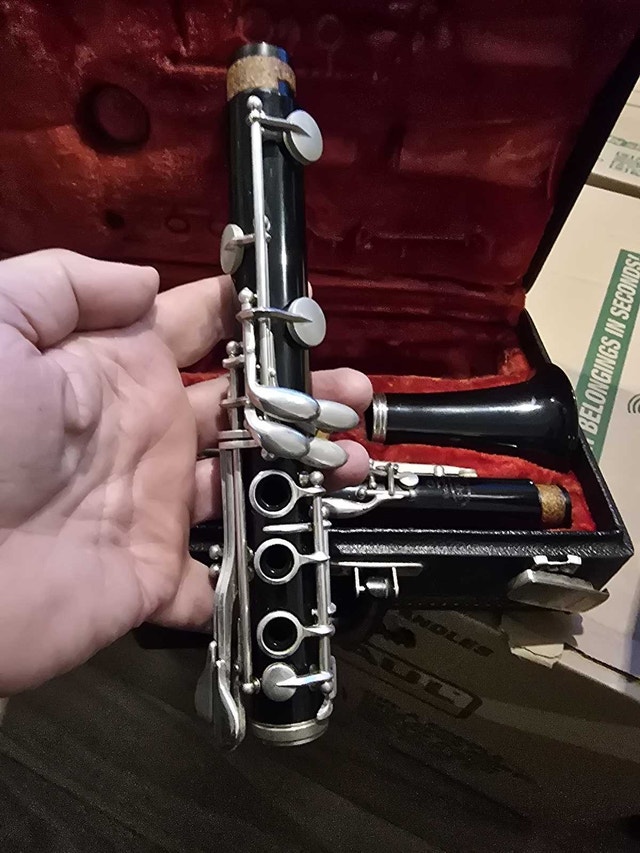 Vito Reso-Tone Clarinet with Case - photo 5