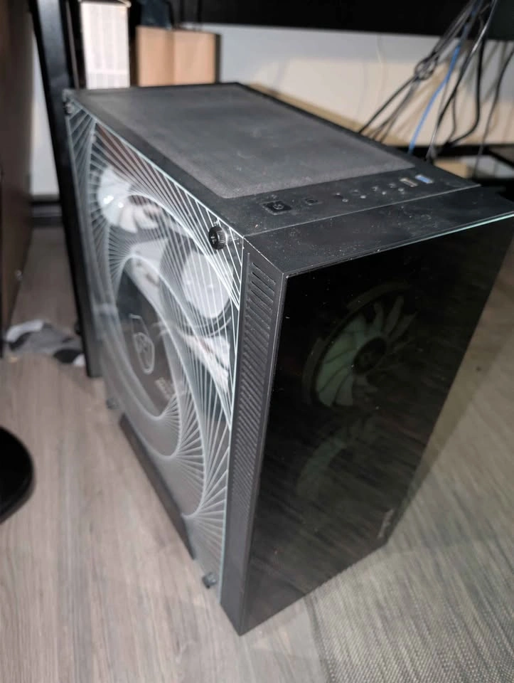 GAMING PC + MONITOR (USED) - photo 2