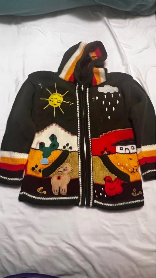 Kids Size 6 Peruvian Handknit Wool Sweater