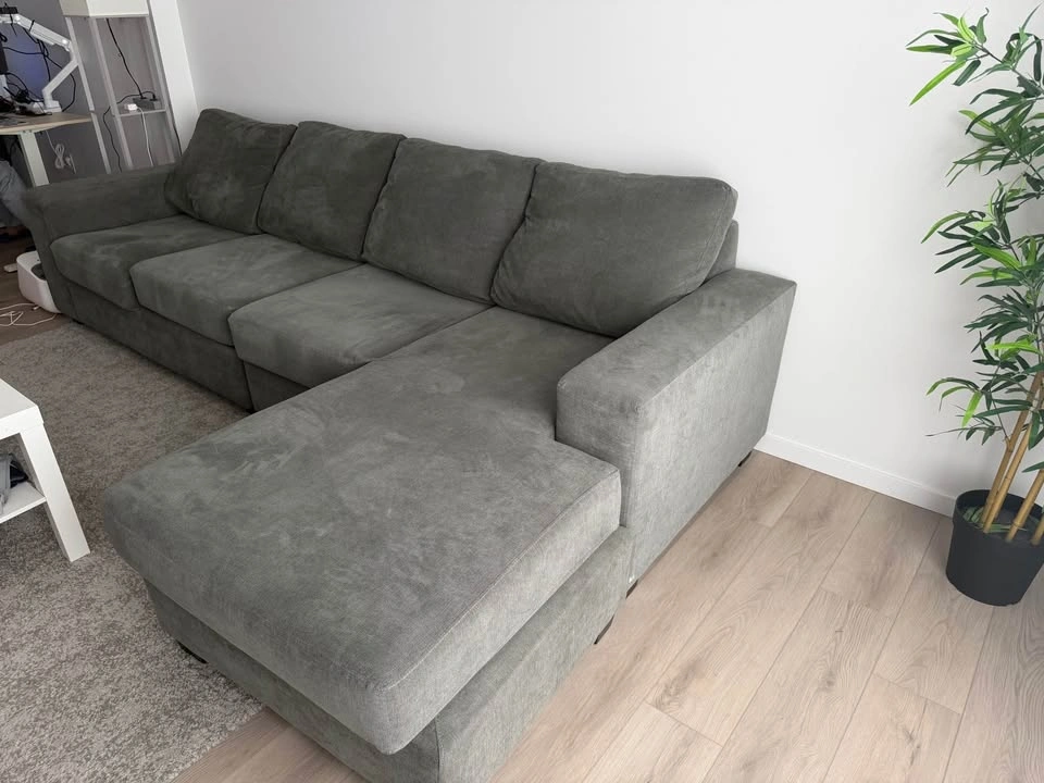 Grey Sectional Couch (4 seater) - photo 2