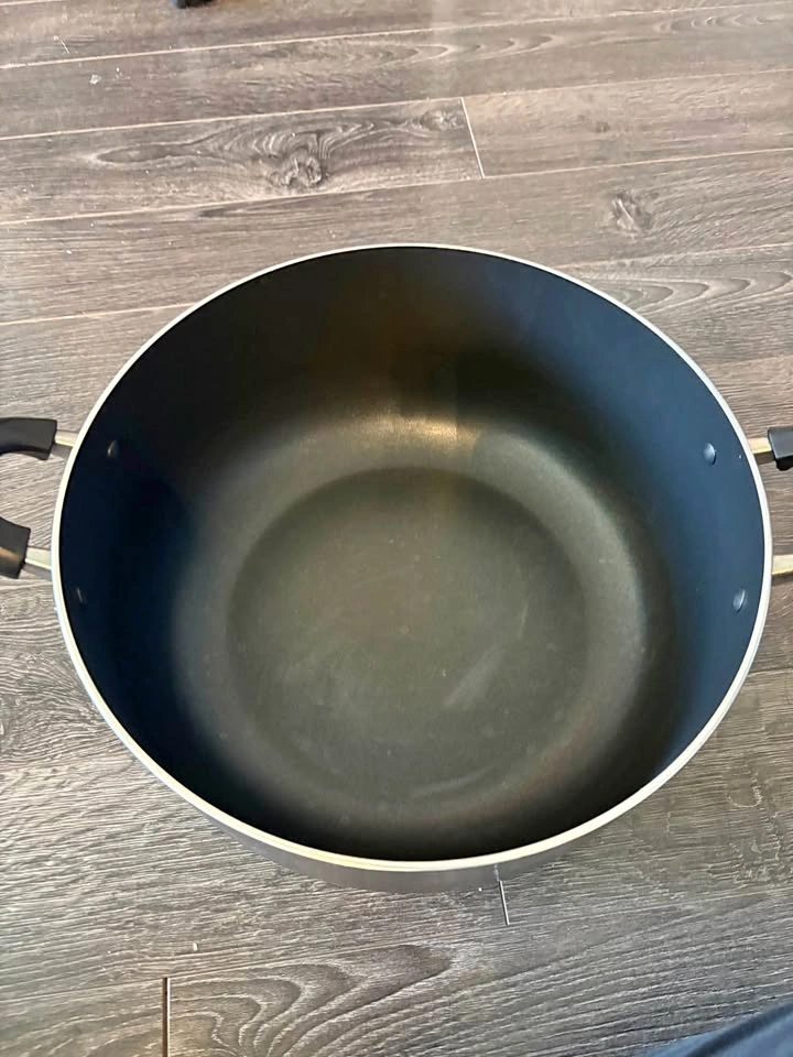 10 Quart Pot with Lid - Nonstick Stock Pot