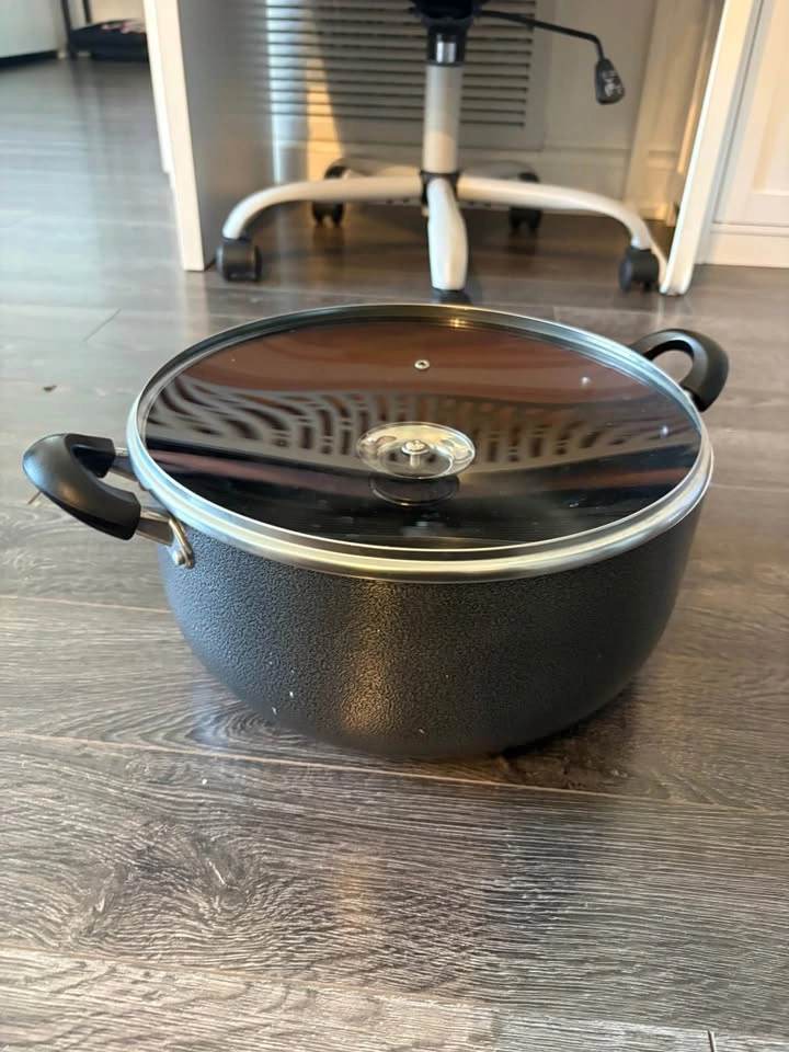 10 Quart Pot with Lid - Nonstick Stock Pot - photo 2