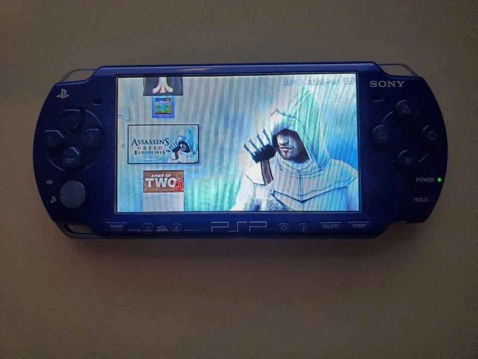 Sony PSP With Tons of Games on 128GB Memory Stick - photo 2