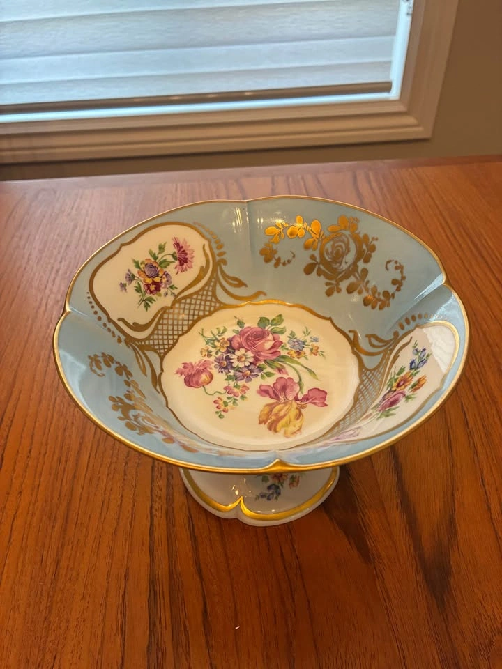 Limoges Vintage Pedestal Compote Bowl - photo 2