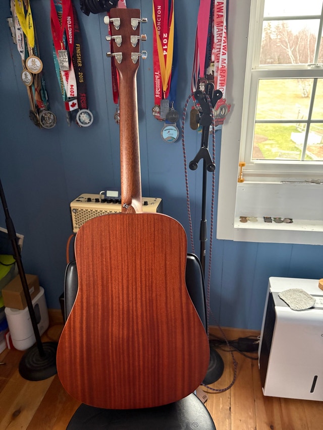 Martin Dreadnought JR - photo 2