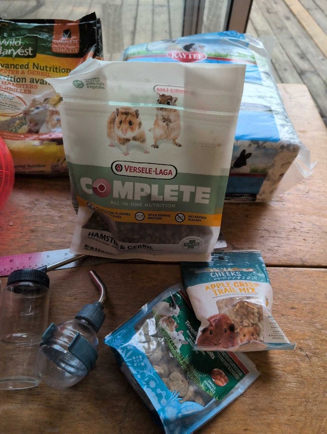 Hamster Starter Kit - Food, Bedding, Ball, Gerbil - photo 2