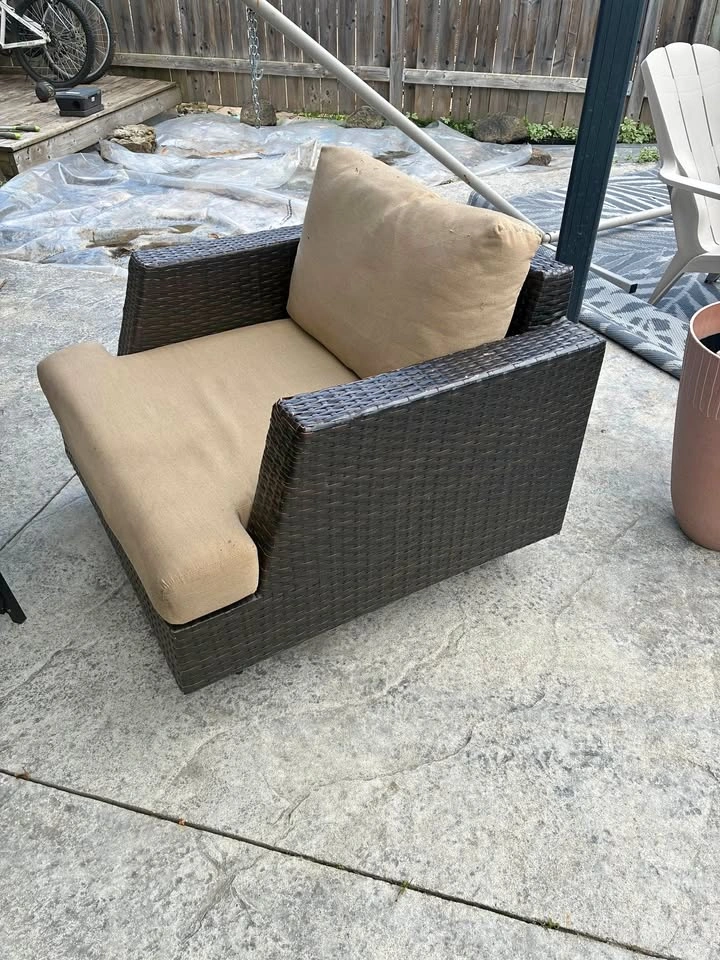 Dark Brown Wicker Patio Set with Sand Cushions