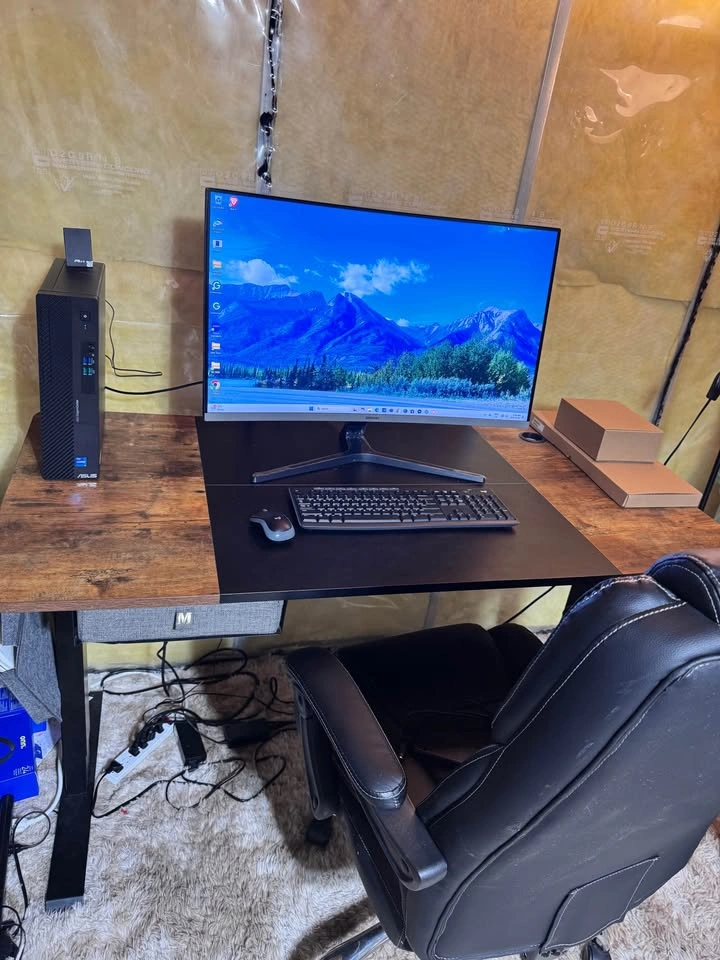 Complete Home Office Setup – ASUS PC + 32” Curved Monitor + Desk - photo 2