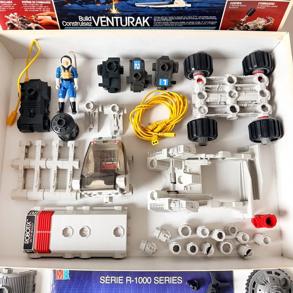 Vintage 1985 Milton Bradley Robotix Venturak R-1000 - photo 3