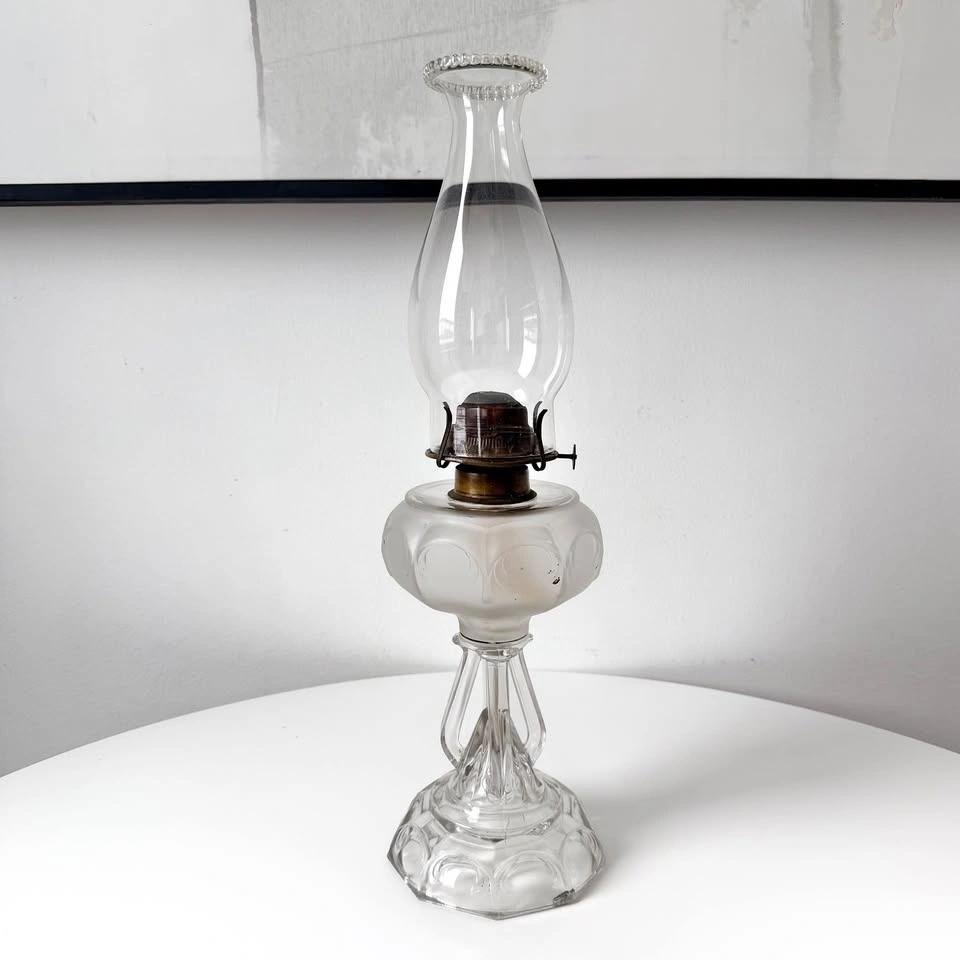 Antique Hamilton OL&L Co. Oil Lamp