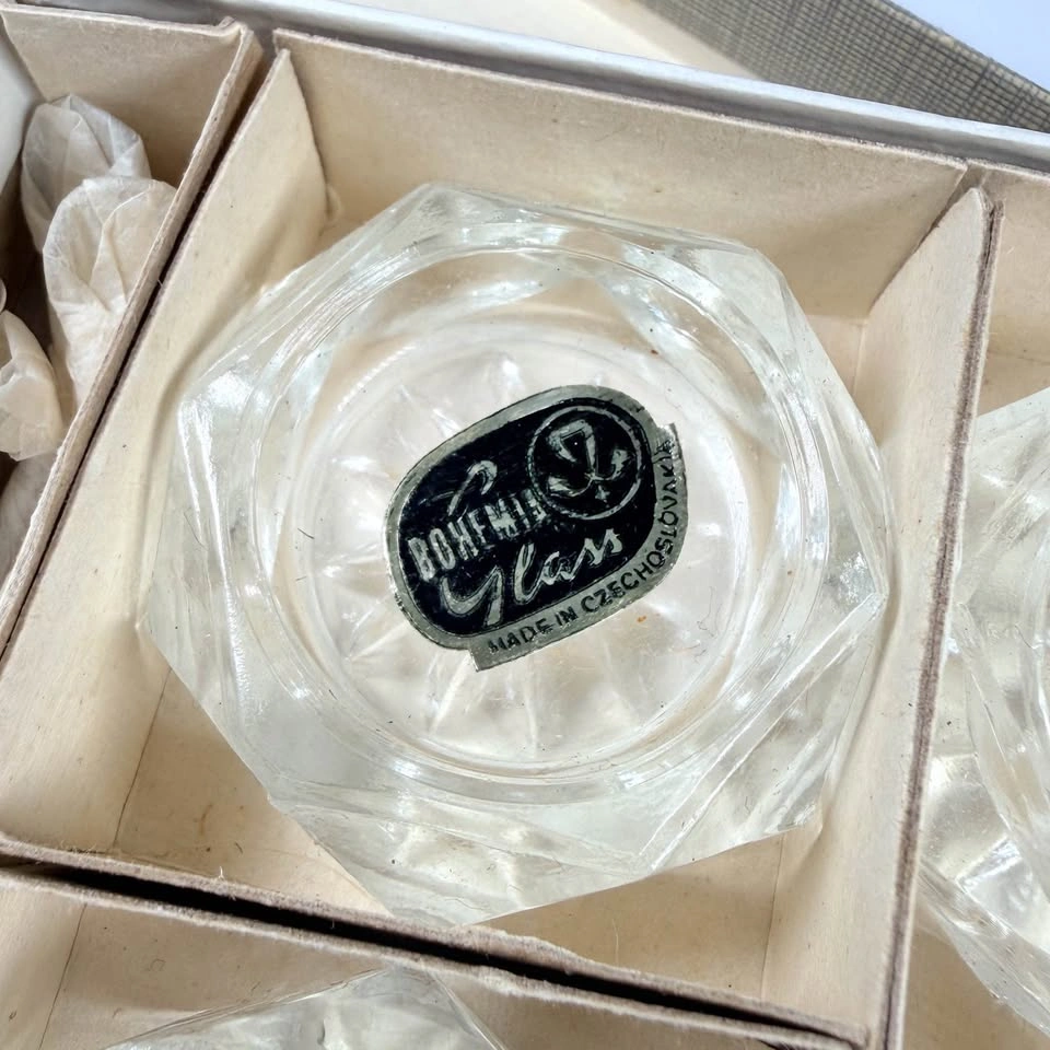 6x Vintage Crystal Salt Cellars in Box - photo 3