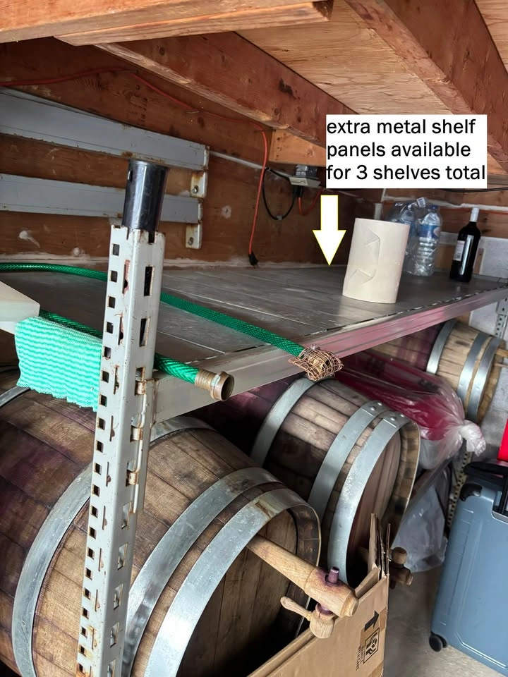Heavy Duty Racking/shelves *must go soon * - photo 2