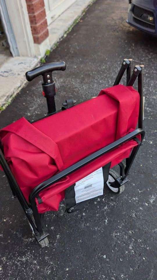 Collapsible Outdoor Folding Utility Wagon - Red (Great Condition - photo 3
