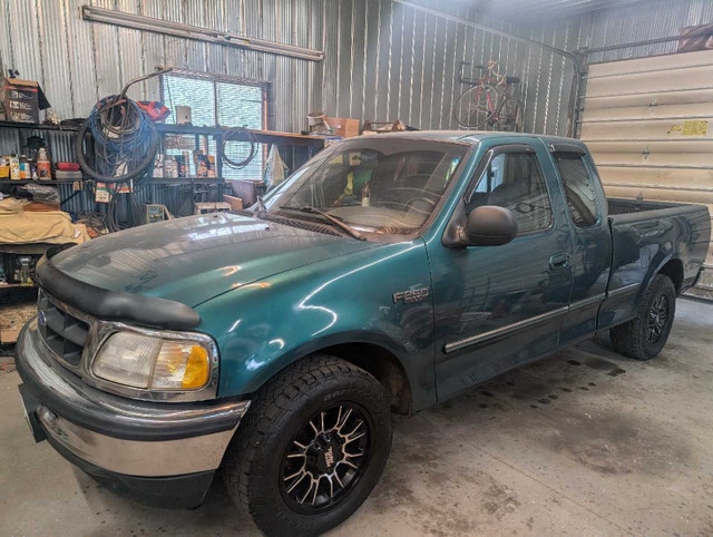 1997 Ford F-250LD - photo 2