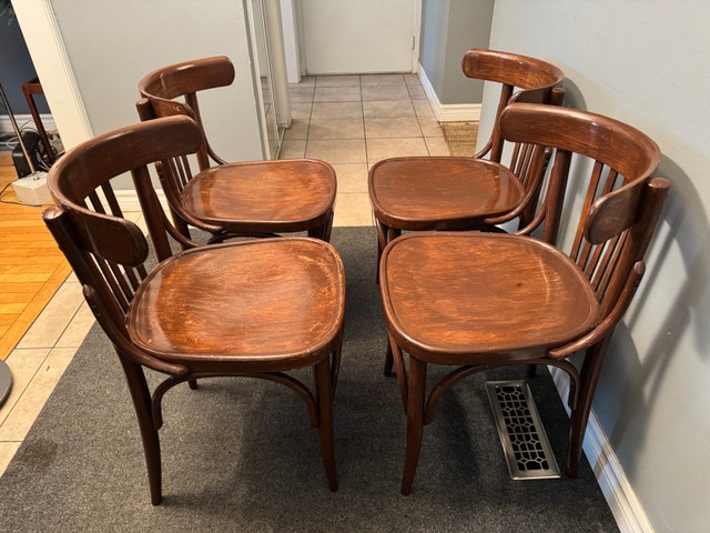 MCM Thonet Bentwood Bistro Chairs - set of 4 - photo 4