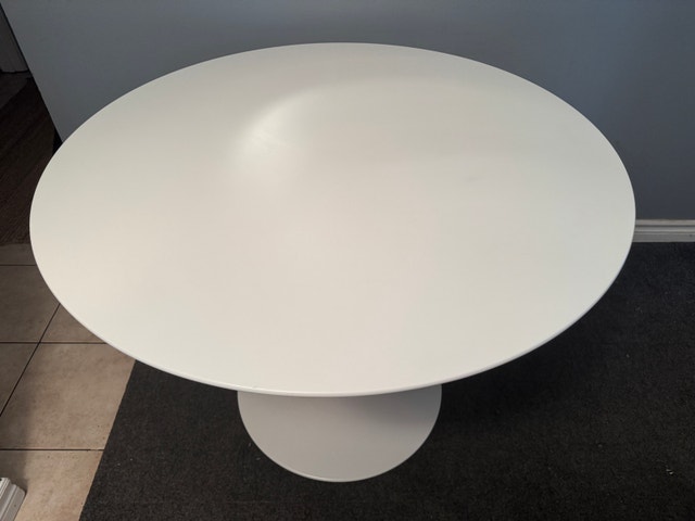CB2 Odyssey White Round Table and 2 Chairs - photo 3